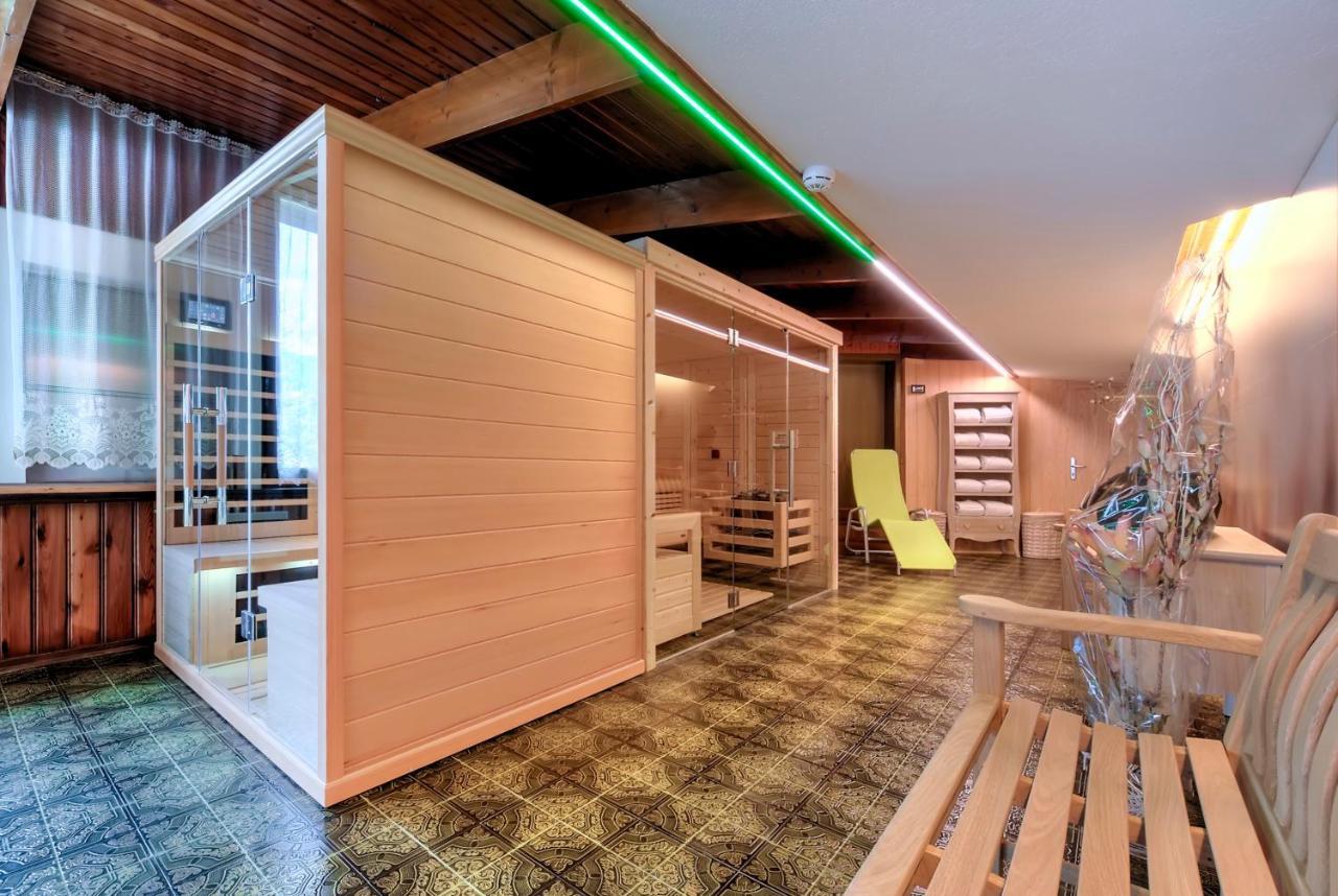 Hotel Kapriol Folgarida Bagian luar foto